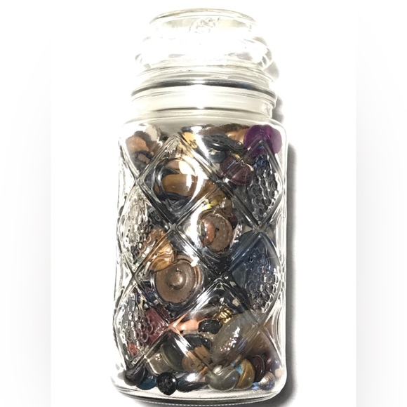 Vintage Smuckers Apothecary Jar & Buttons - Picture 4 of 13